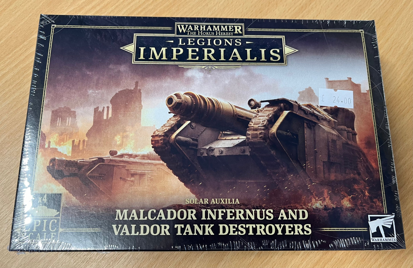 Malcador Infernus and Valdor Tank Destroyers